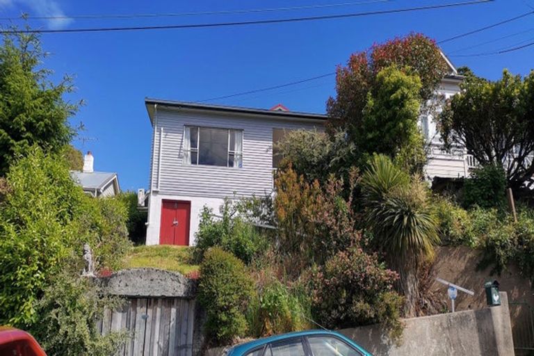 Photo of property in 19 Farley Street, Kaikorai, Dunedin, 9010