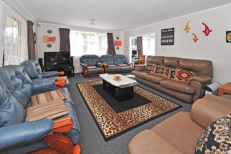 Photo of property in 16 Carver Place, Mangere East, Auckland, 2024