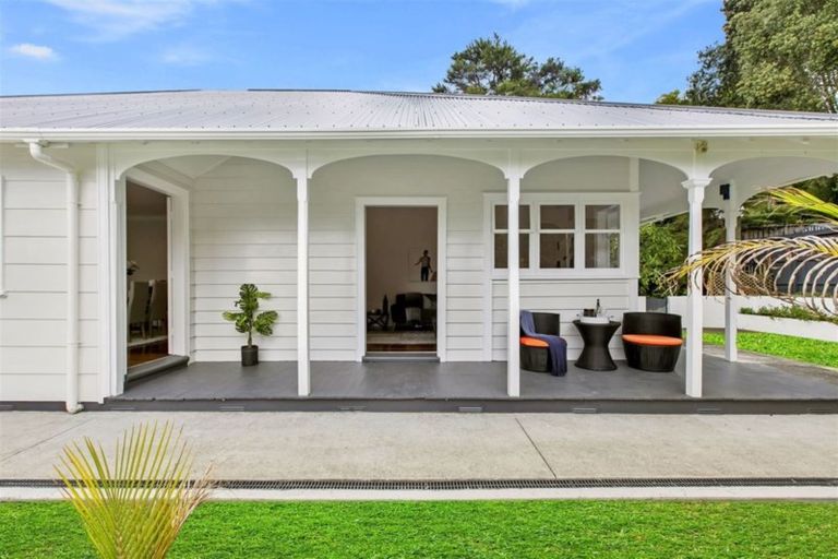 Photo of property in 14 Awhiorangi Promenade, Swanson, Auckland, 0816