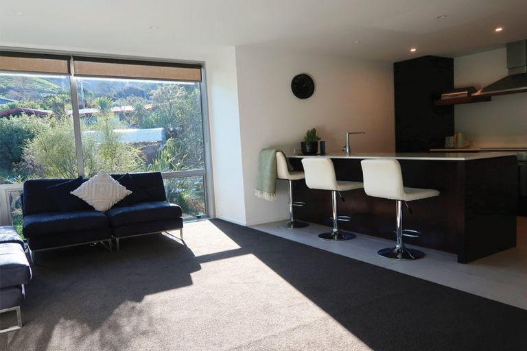 Photo of property in 25a Bayview Place, Cass Bay, Lyttelton, 8082
