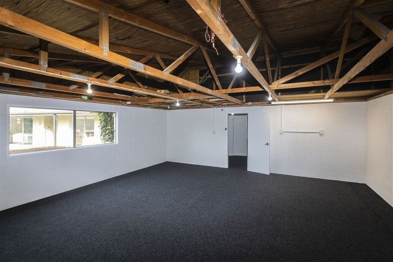 Photo of property in 9c Quinton Place, Bishopdale, Christchurch, 8053