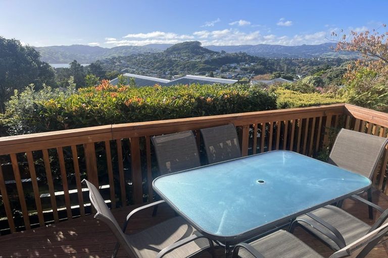 Photo of property in 18b Parkinson Close, Whitby, Porirua, 5024