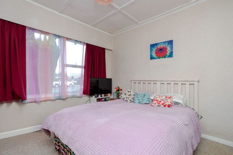 Photo of property in 20 Thyra Street, Dannevirke, 4930