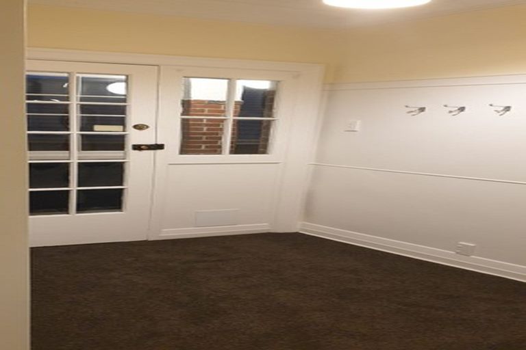 Photo of property in 19 Scotland Terrace, Green Island, Dunedin, 9018