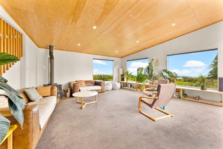 Photo of property in 664 Upper Pitone Road, Pitone, New Plymouth, 4374