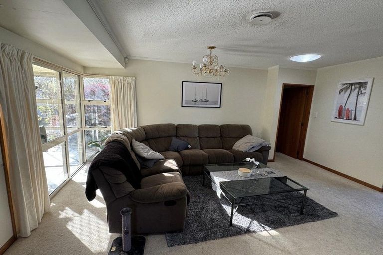 Photo of property in 6 O'connor Place, Burnside, Christchurch, 8053