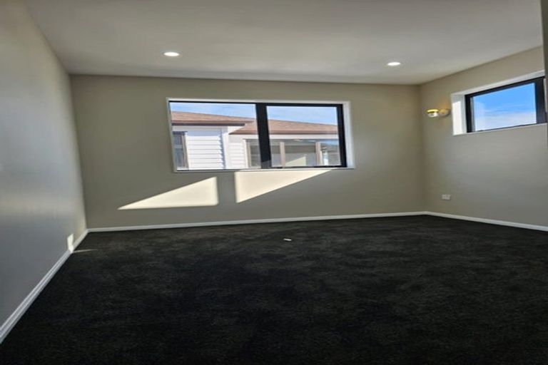 Photo of property in 6 Ritetai Street, Clarks Beach, 2122