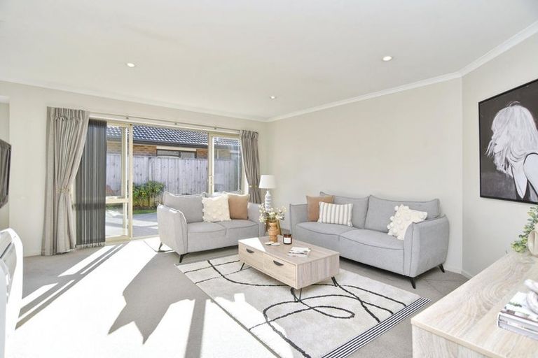 Photo of property in 3 Reeves Road, Rangiora, 7400