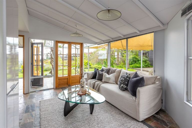 Photo of property in 1 Halcyon Way, Cashmere, Christchurch, 8022