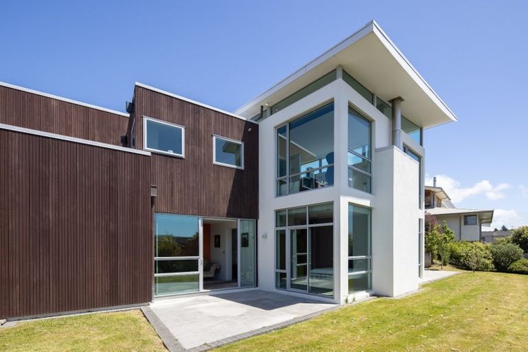 Photo of property in 11 Bowsprit Way, Whitby, Porirua, 5024