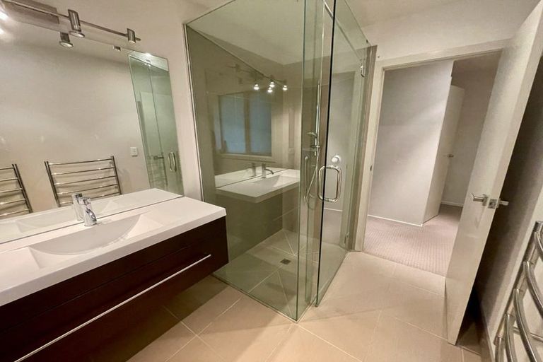 Photo of property in 35c Parnell Street, Fairfield, Lower Hutt, 5011