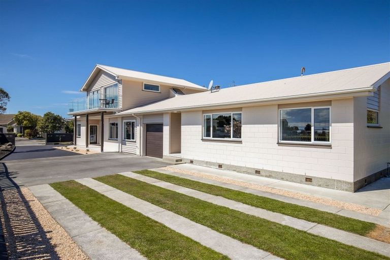 Photo of property in 53a Celia Street, Redcliffs, Christchurch, 8081