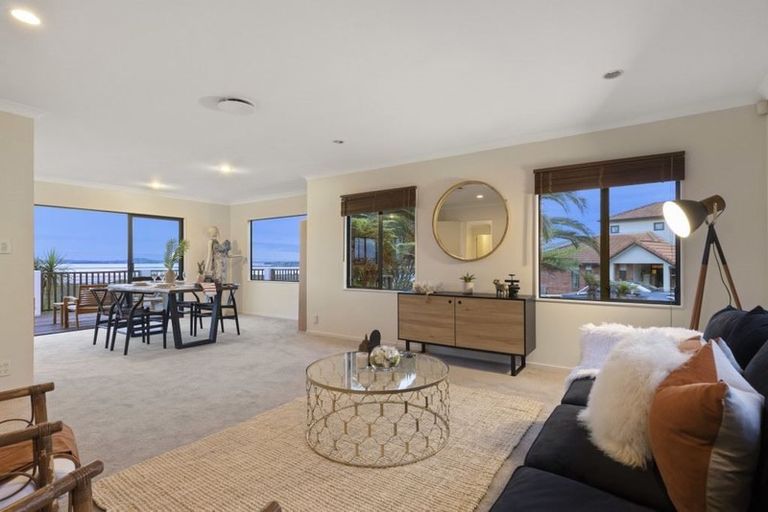 Photo of property in 44 Bannings Way, Hobsonville, Auckland, 0618