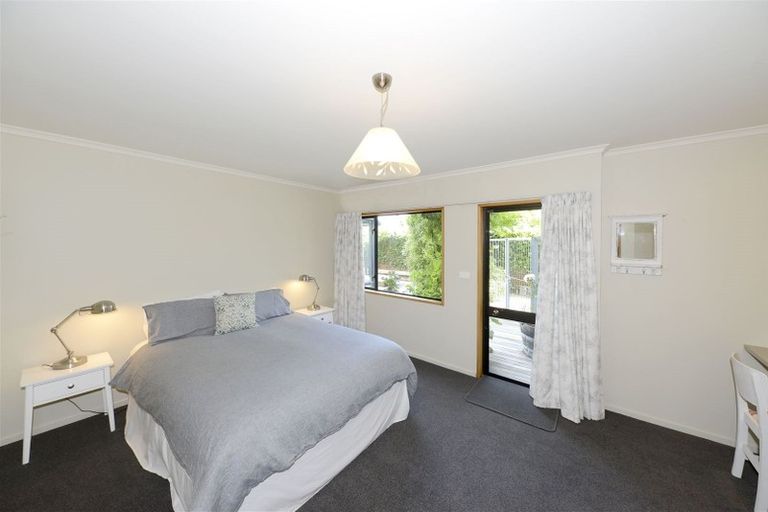 Photo of property in 5 Rhodesvale Terrace, Cashmere, Christchurch, 8022