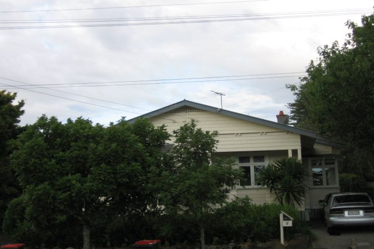Photo of property in 9a Newcastle Terrace, Mount Albert, Auckland, 1025