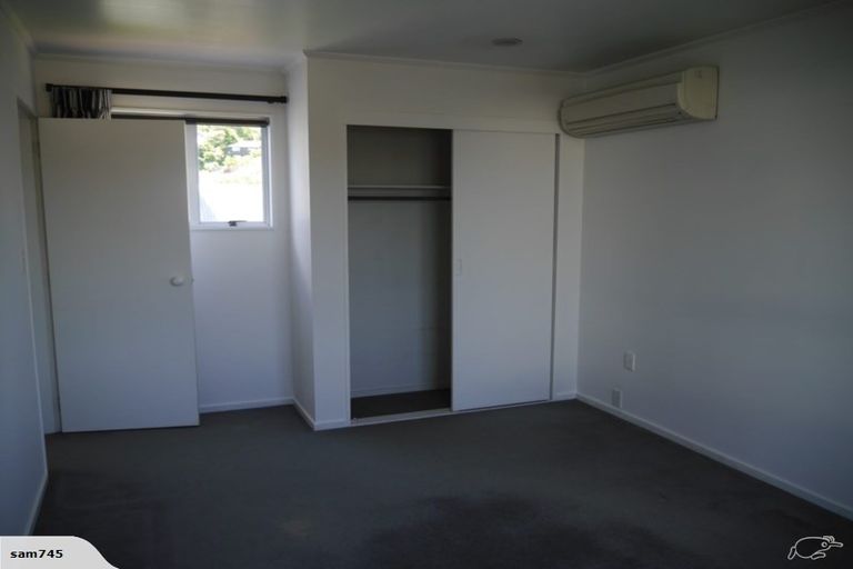 Photo of property in 19 Miro Street, Eastbourne, Lower Hutt, 5013