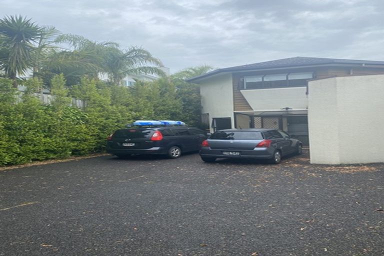 Photo of property in 2/553 Beach Road, Murrays Bay, Auckland, 0630