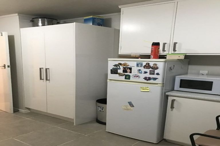 Photo of property in 177 Stokes Valley Road, Stokes Valley, Lower Hutt, 5019