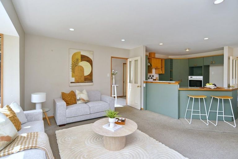 Photo of property in 44 Blue Gum Place, New Brighton, Christchurch, 8083