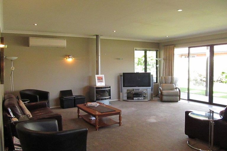 Photo of property in 27 Larch Crescent, Alexandra, 9320