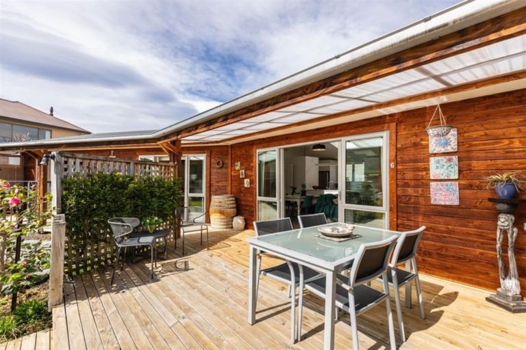 Photo of property in 6 Pritchard Place, Arrowtown, 9302