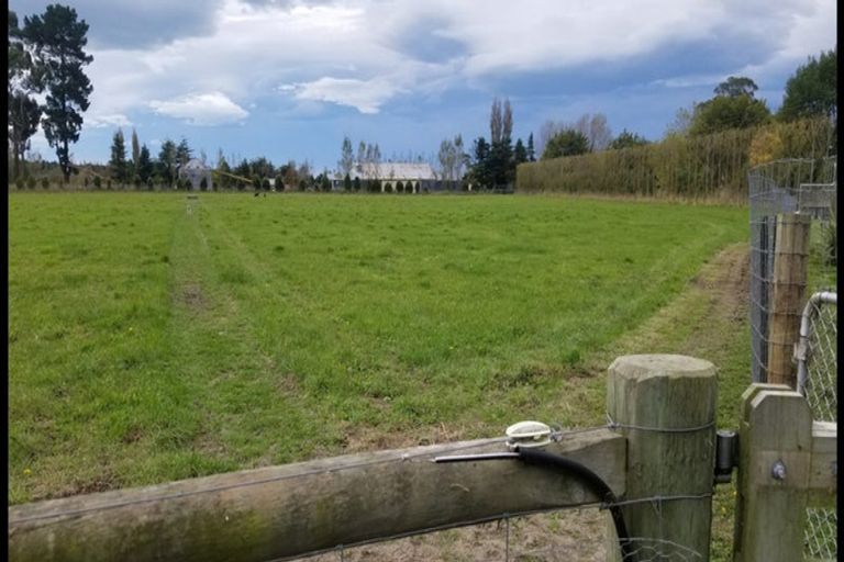 Photo of property in 48 Sherwood Road, Makikihi, Waimate, 7978