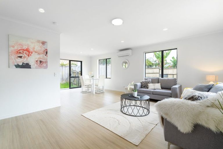 Photo of property in 14 Cade Place, Weymouth, Auckland, 2103