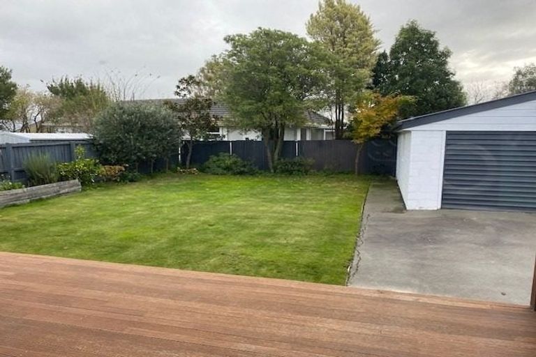 Photo of property in 108 Kendal Avenue, Burnside, Christchurch, 8053
