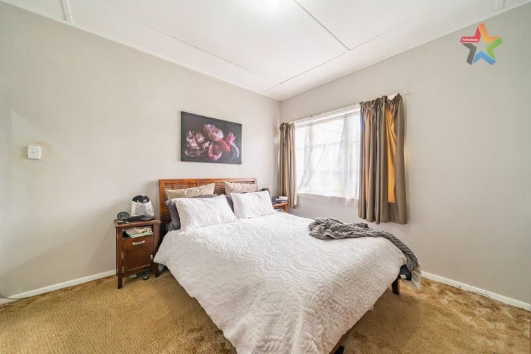 Photo of property in 38 Hall Crescent, Epuni, Lower Hutt, 5011