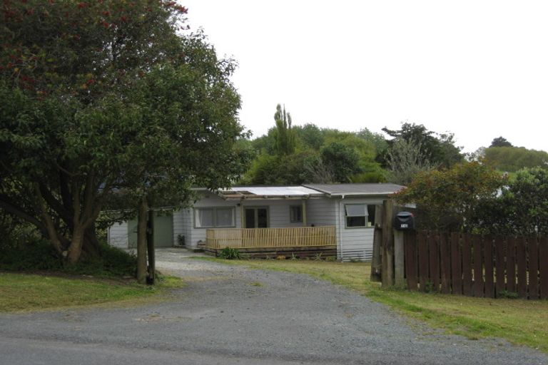 Photo of property in 16 Centennial Park Road, Wellsford, 0900