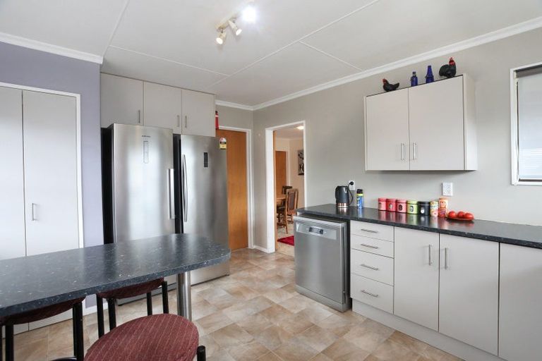 Photo of property in 7 Cemetery Road, Sanson, 4817