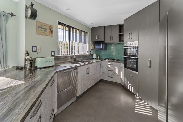 Photo of property in 36 Totara Park Avenue, Motueka, 7120