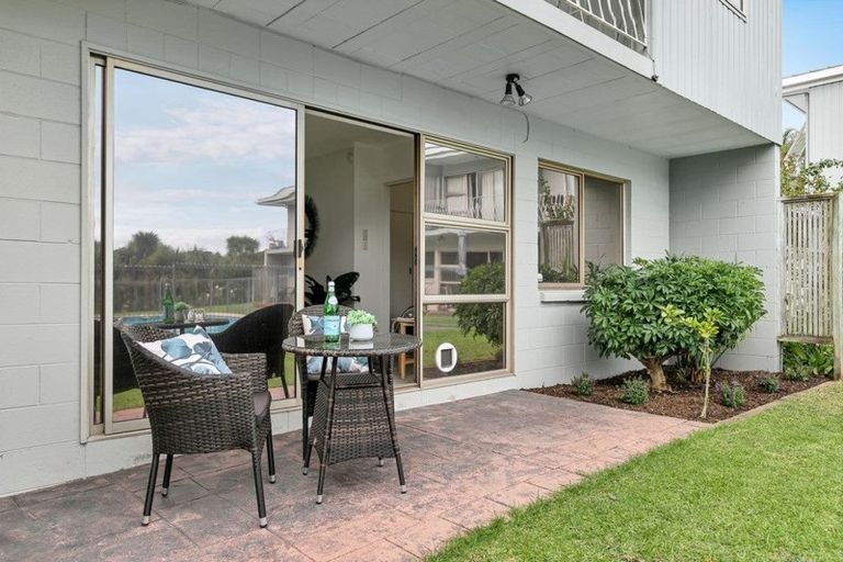 Photo of property in 5/22a Church Street, Northcote Point, Auckland, 0627