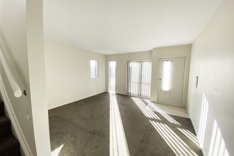 Photo of property in 39 Tribute Loop, Takanini, 2112