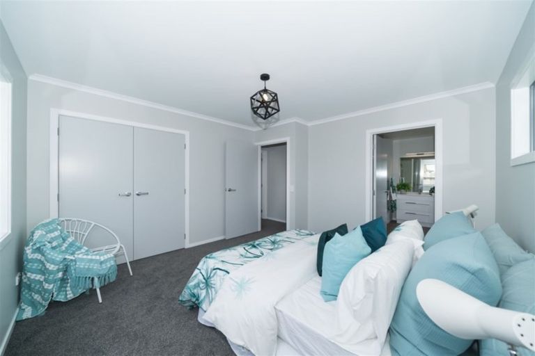 Photo of property in 24 Poplar Grove, Feilding, 4702