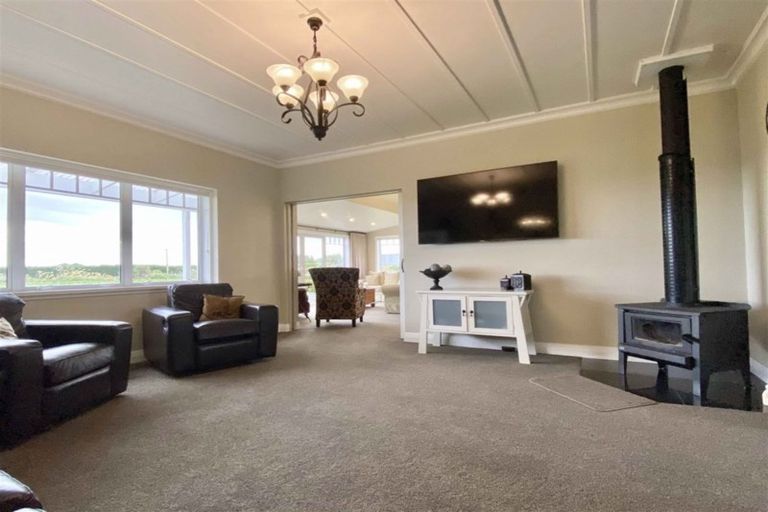 Photo of property in 9 Sunrise Drive, Seaward Bush, Invercargill, 9812