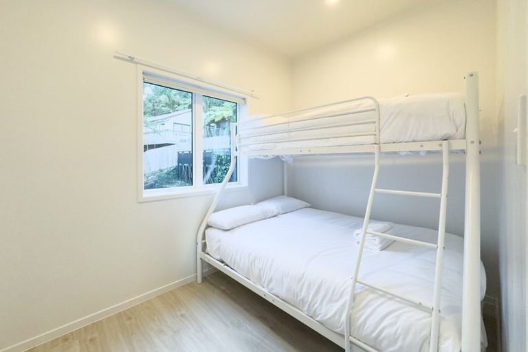 Photo of property in 74 Warner Park Avenue, Laingholm, Auckland, 0604