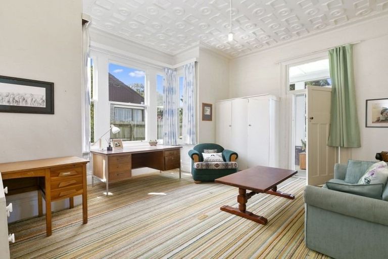 Photo of property in 186b Queen Street, Pukekohe, 2120