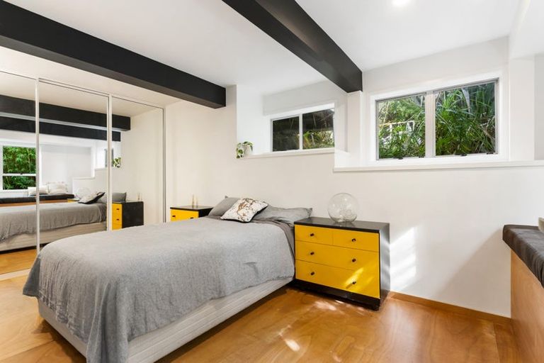 Photo of property in 125 Braemar Road, Castor Bay, Auckland, 0620