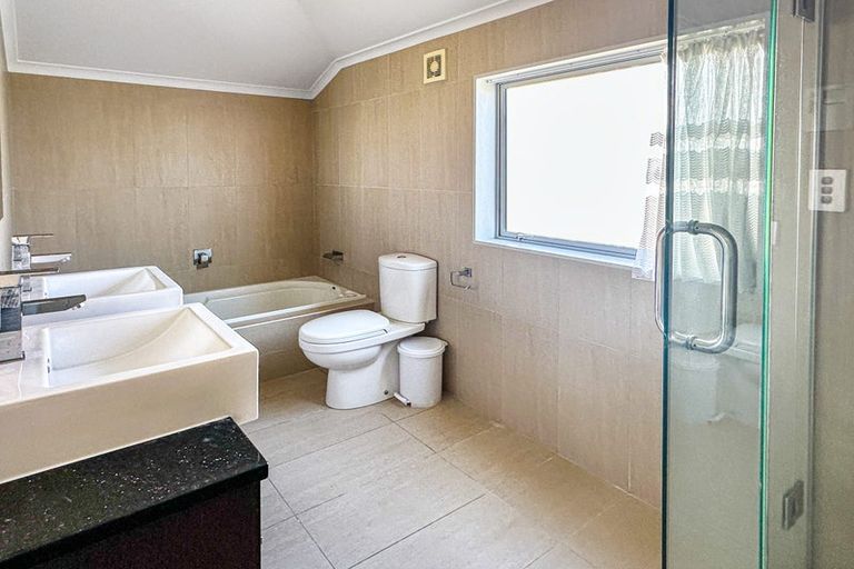 Photo of property in 119c Moore Street, Howick, Auckland, 2014