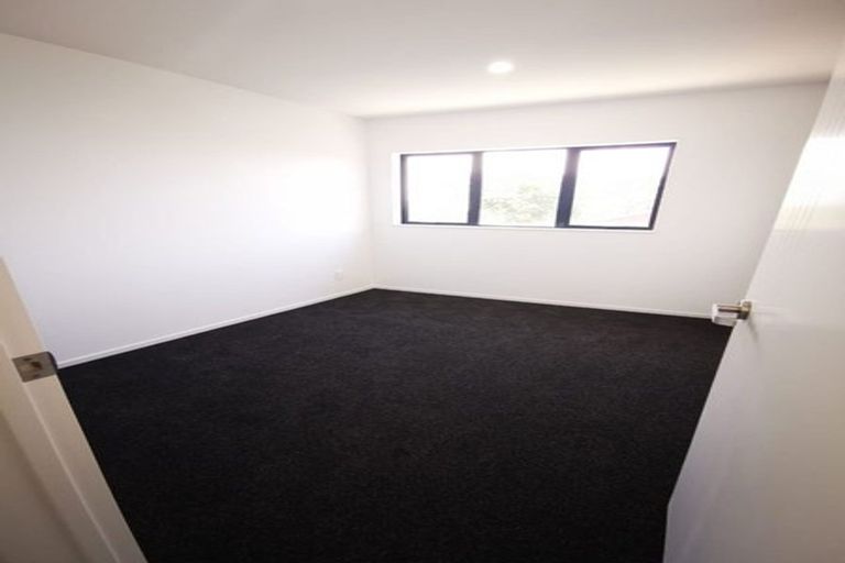 Photo of property in 124b Rosier Road, Glen Eden, Auckland, 0602