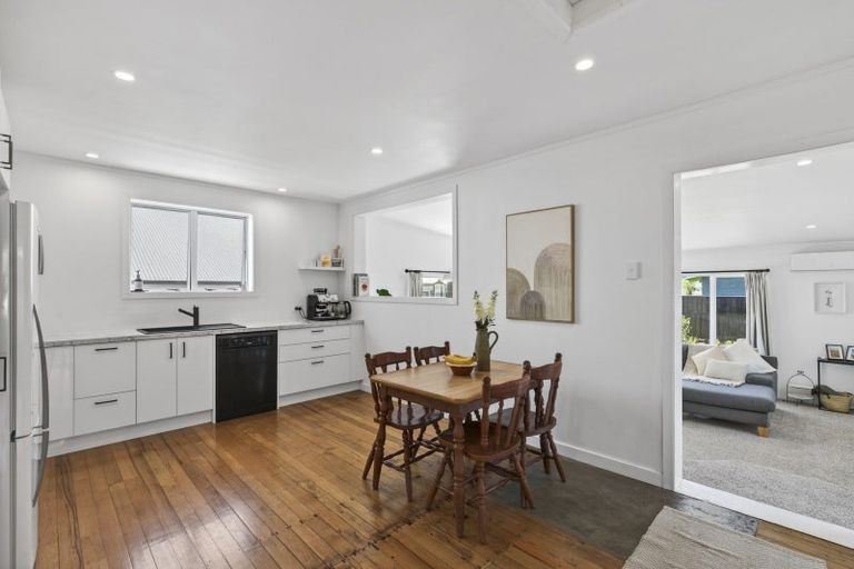 Photo of property in 4 Raleigh Street, Vogeltown, New Plymouth, 4310