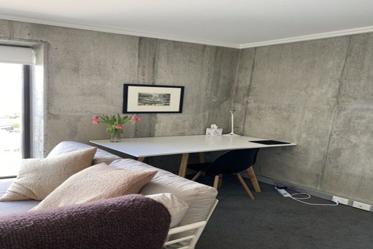 Photo of property in Frame Apartments, 1101/111 Molesworth Street, Thorndon, Wellington, 6011