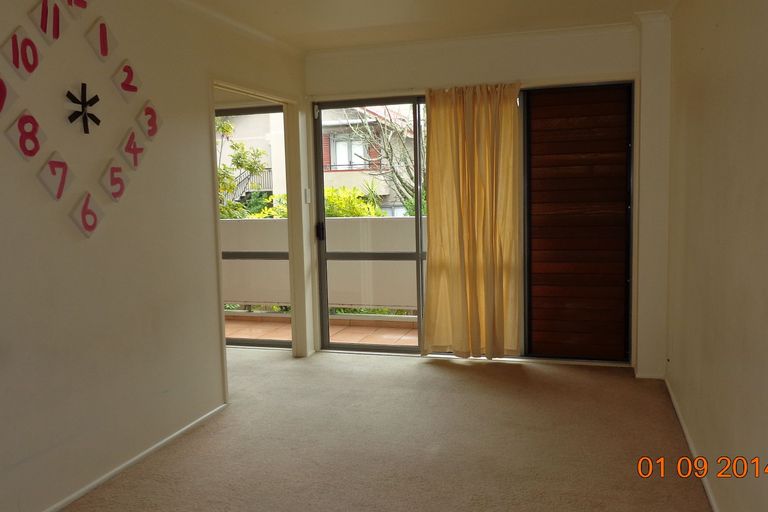 Photo of property in 3c/30 Westward Ho, Glen Eden, Auckland, 0602