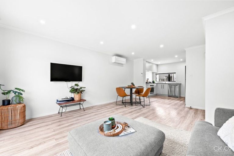 Photo of property in 3 Reakes Crescent, Wallaceville, Upper Hutt, 5018