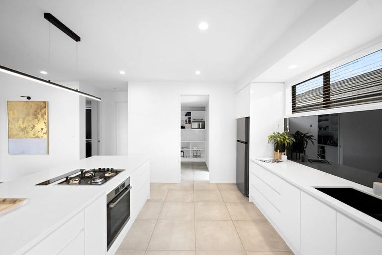 Photo of property in 27 Helen June Avenue, Flagstaff, Hamilton, 3210