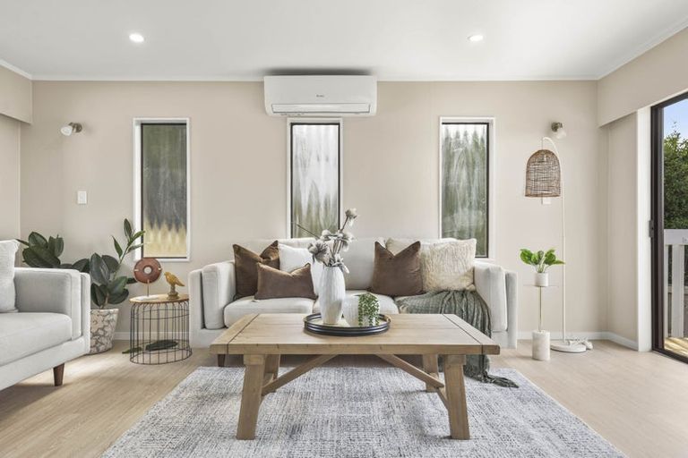 Photo of property in 47 Amorino Drive, Red Beach, 0932