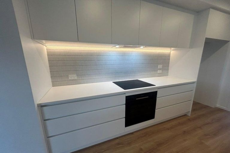 Photo of property in 21 Bill Miller Drive, Papamoa, 3118