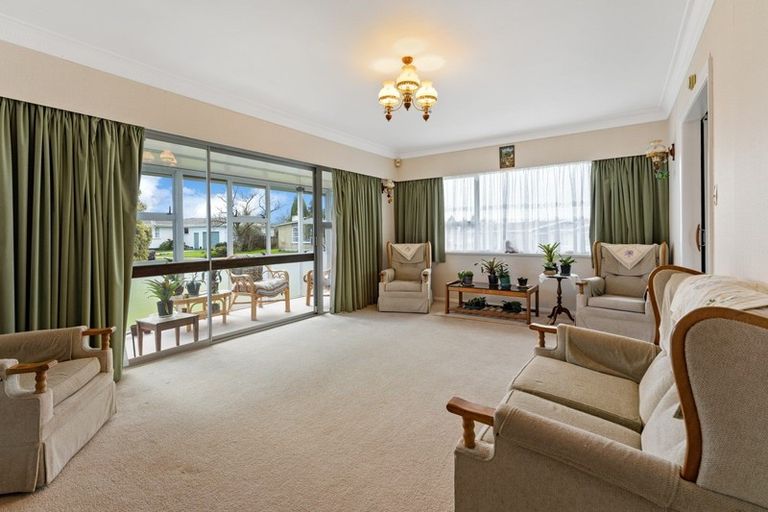 Photo of property in 16 Burn Street, Levin, 5510