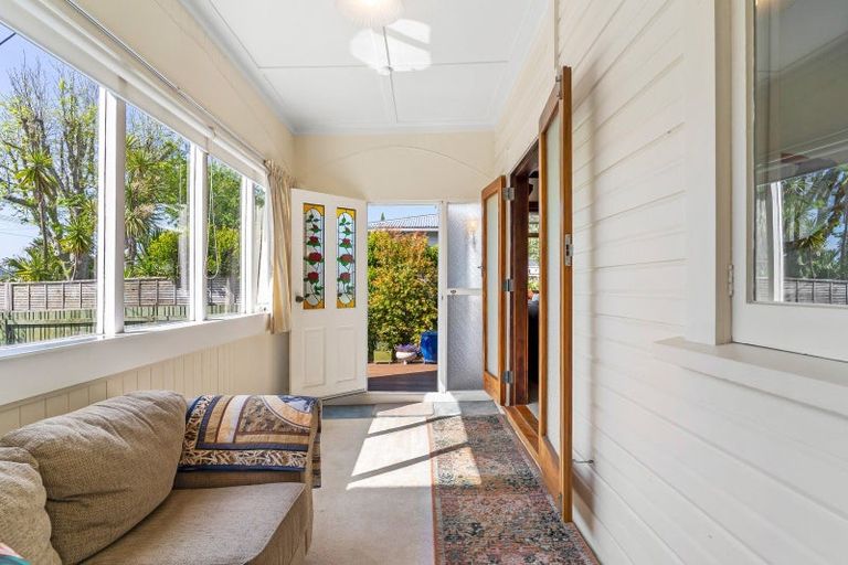 Photo of property in 63 Bayswater Avenue, Bayswater, Auckland, 0622